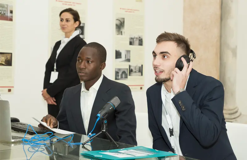 Interpretariato di trattativa a Lecco per meeting B2B